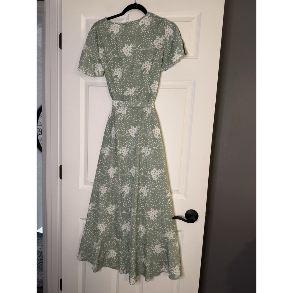 Simplee Sage Green And White Floral Print Wrap Dress High Low Hem Small - Picture 2 of 2